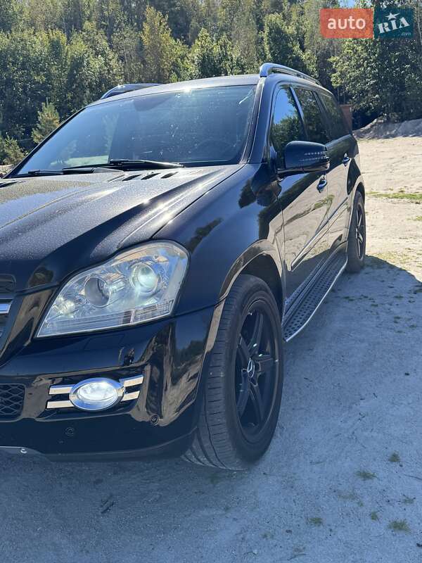 Внедорожник / Кроссовер Mercedes-Benz GL-Class 2006 в 