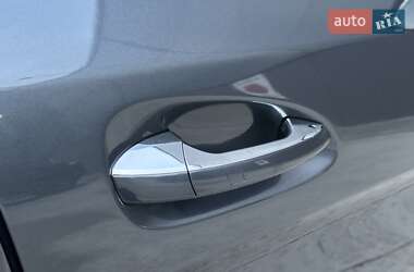 Позашляховик / Кросовер Mercedes-Benz GL-Class 2012 в 