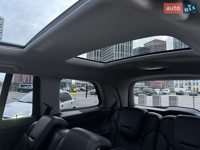 Внедорожник / Кроссовер Mercedes-Benz GL-Class 2012 в Киеве