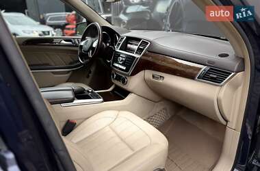Позашляховик / Кросовер Mercedes-Benz GL-Class 2013 в 