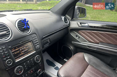 Внедорожник / Кроссовер Mercedes-Benz GL-Class 2012 в 