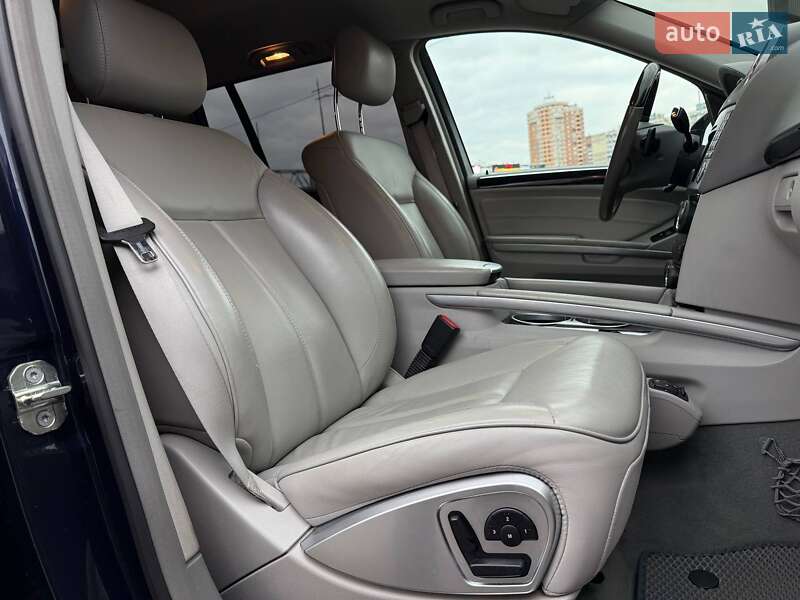 Внедорожник / Кроссовер Mercedes-Benz GL-Class 2010 в Киеве