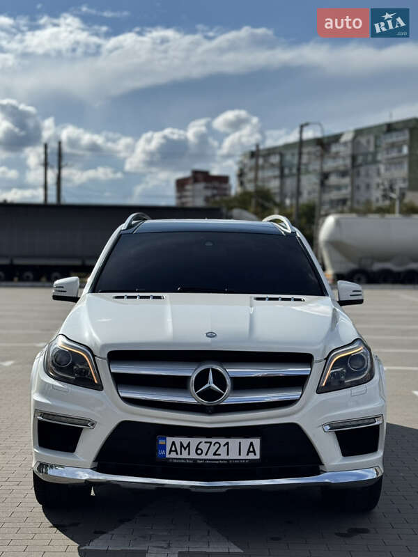 Внедорожник / Кроссовер Mercedes-Benz GL-Class 2014 в 