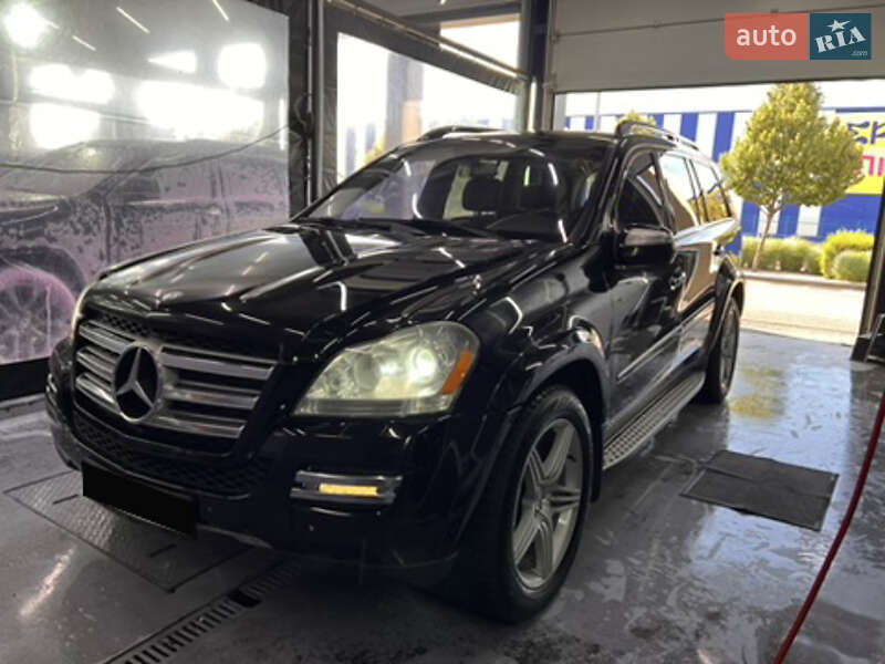 Mercedes-Benz GL-Class 2010