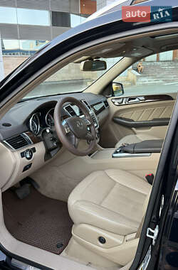 Позашляховик / Кросовер Mercedes-Benz GL-Class 2015 в 