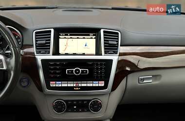 Позашляховик / Кросовер Mercedes-Benz GL-Class 2015 в 