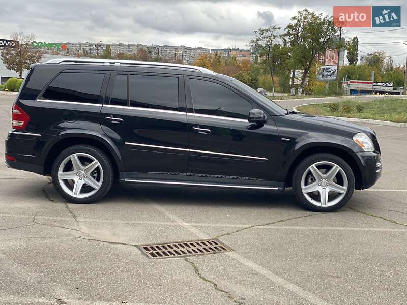 Внедорожник / Кроссовер Mercedes-Benz GL-Class 2012 в 