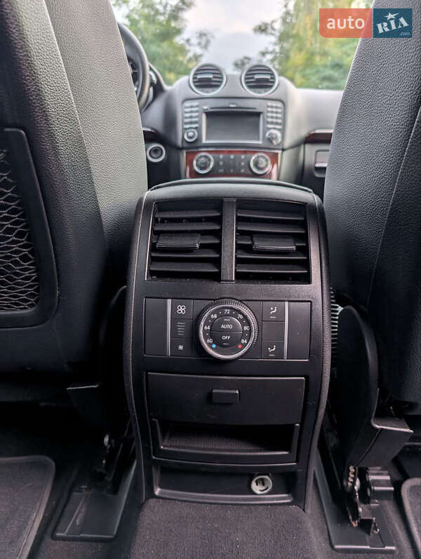 Внедорожник / Кроссовер Mercedes-Benz GL-Class 2012 в Ровно