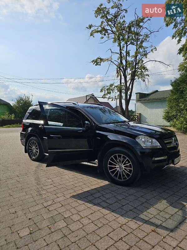 Внедорожник / Кроссовер Mercedes-Benz GL-Class 2010 в Калуше