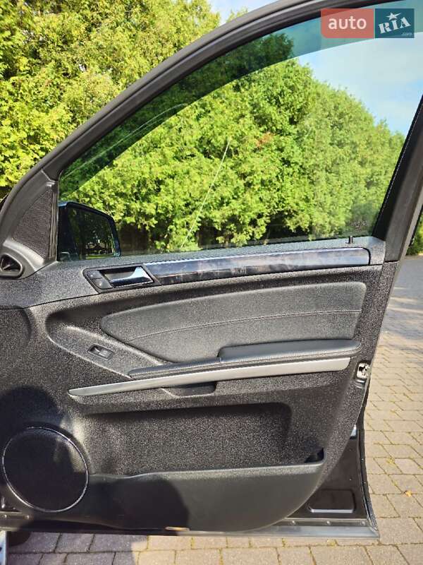 Внедорожник / Кроссовер Mercedes-Benz GL-Class 2010 в Калуше