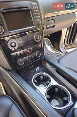Позашляховик / Кросовер Mercedes-Benz GL-Class 2010 в 