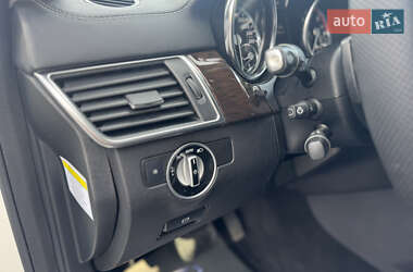 Позашляховик / Кросовер Mercedes-Benz GL-Class 2012 в 