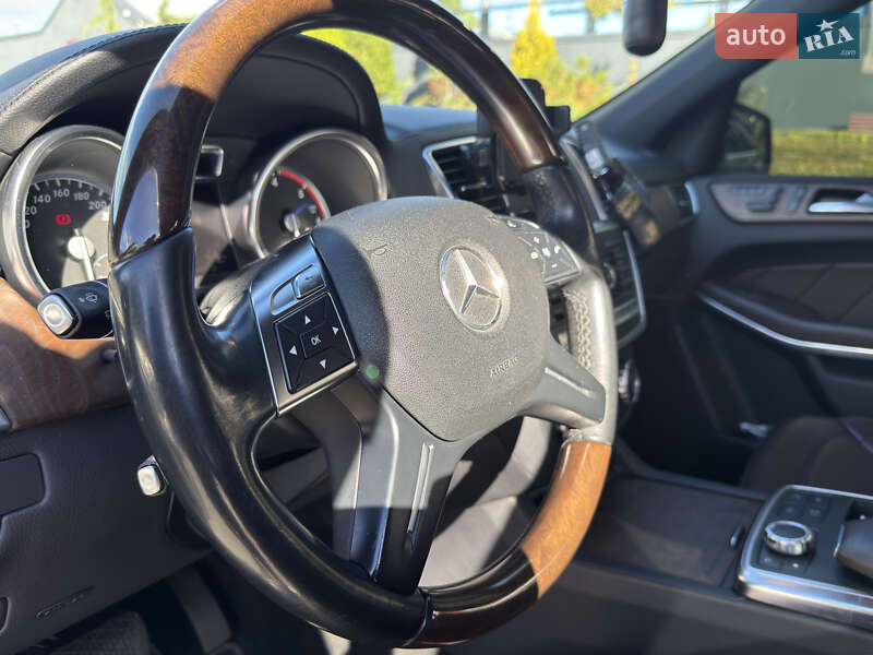 Позашляховик / Кросовер Mercedes-Benz GL-Class 2013 в Дніпрі