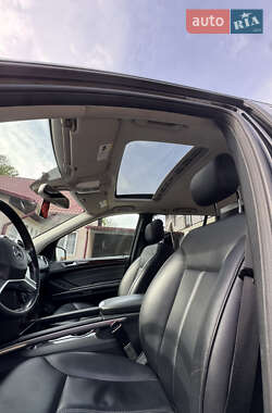Позашляховик / Кросовер Mercedes-Benz GL-Class 2012 в 