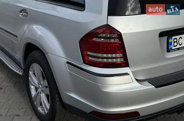 Позашляховик / Кросовер Mercedes-Benz GL-Class 2012 в 