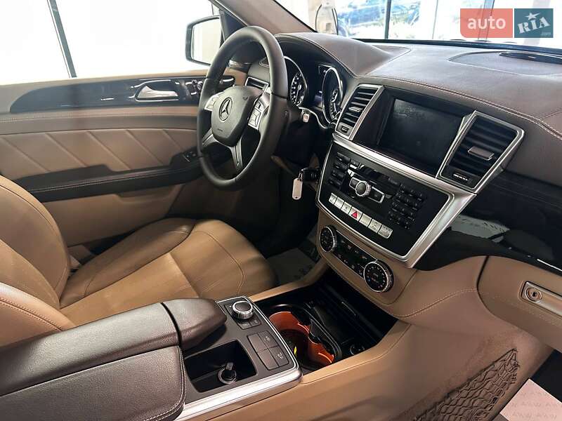 Внедорожник / Кроссовер Mercedes-Benz GL-Class 2014 в Львове фото 47 Внедорожник / Кроссовер Mercedes-Benz GL-Class 2014 в Львове