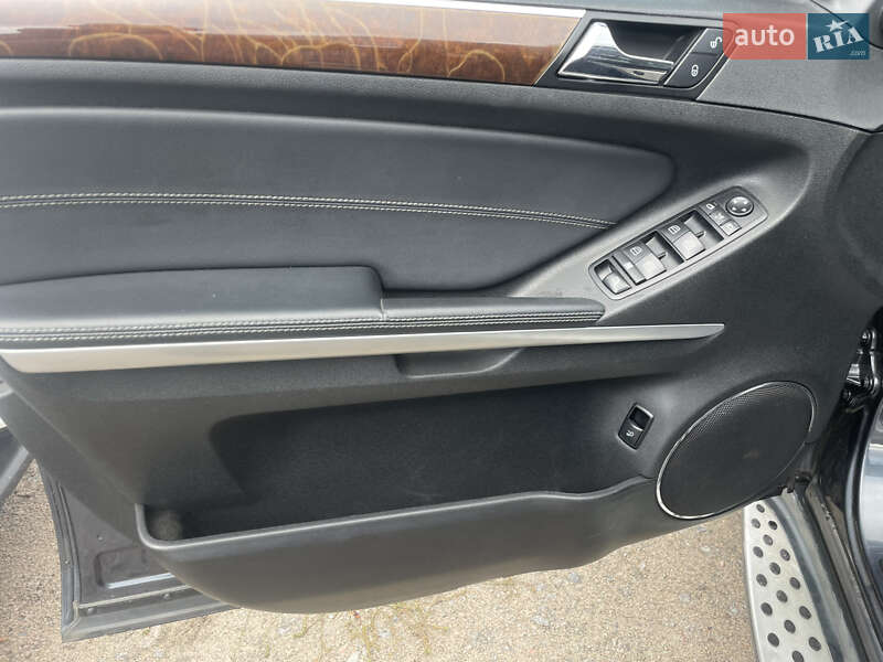 Позашляховик / Кросовер Mercedes-Benz GL-Class 2011 в Кременчуці фото 12 Позашляховик / Кросовер Mercedes-Benz GL-Class 2011 в Кременчуці