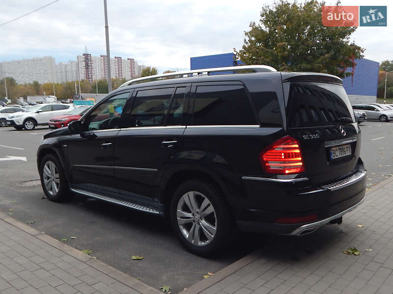Внедорожник / Кроссовер Mercedes-Benz GL-Class 2010 в Киеве