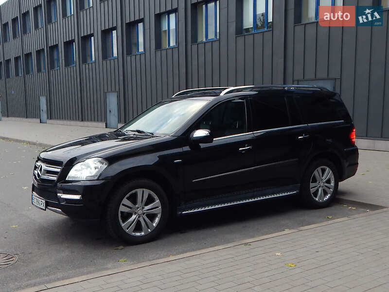 Внедорожник / Кроссовер Mercedes-Benz GL-Class 2010 в Киеве