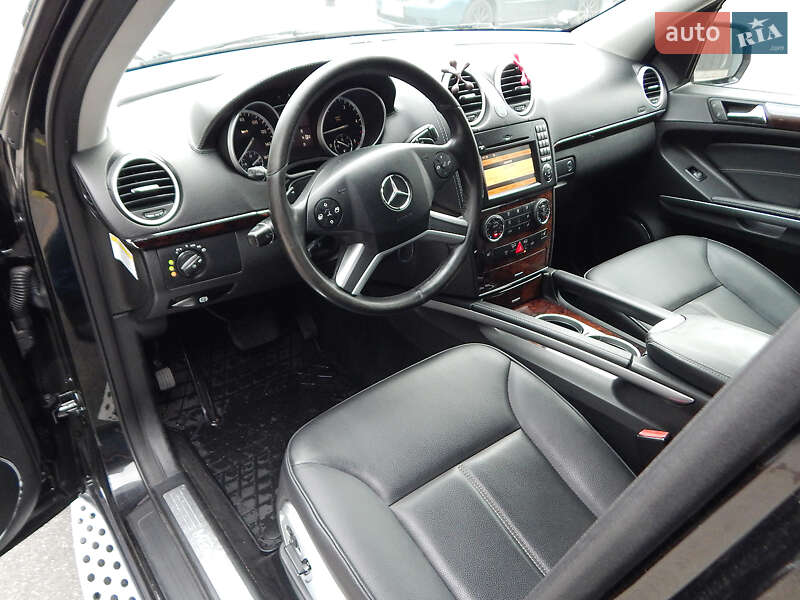 Внедорожник / Кроссовер Mercedes-Benz GL-Class 2010 в Киеве