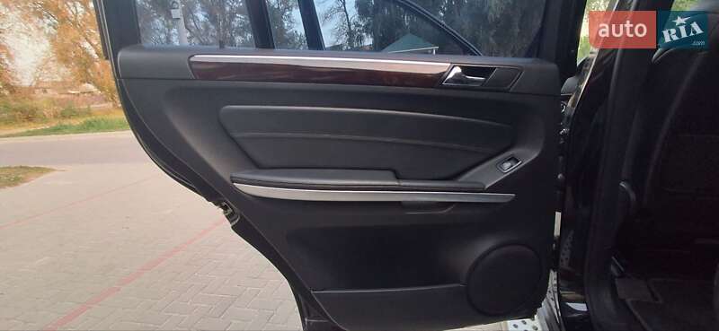 Внедорожник / Кроссовер Mercedes-Benz GL-Class 2011 в Киеве фото 23 Внедорожник / Кроссовер Mercedes-Benz GL-Class 2011 в Киеве