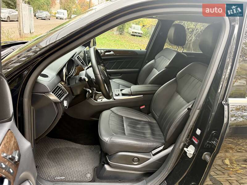 Позашляховик / Кросовер Mercedes-Benz GL-Class 2015 в Києві фото 64 Позашляховик / Кросовер Mercedes-Benz GL-Class 2015 в Києві