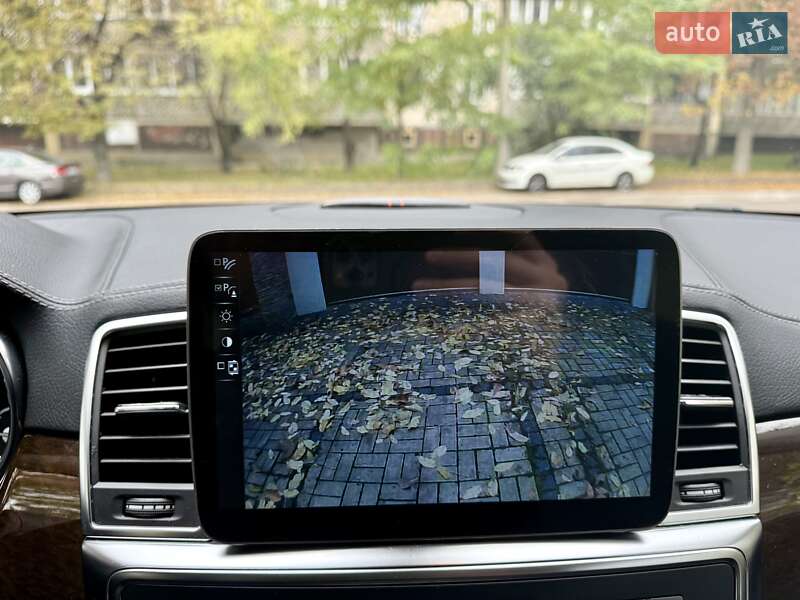Позашляховик / Кросовер Mercedes-Benz GL-Class 2015 в Києві фото 73 Позашляховик / Кросовер Mercedes-Benz GL-Class 2015 в Києві