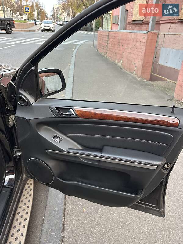 Внедорожник / Кроссовер Mercedes-Benz GL-Class 2006 в Харькове фото 7 Внедорожник / Кроссовер Mercedes-Benz GL-Class 2006 в Харькове