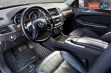 Позашляховик / Кросовер Mercedes-Benz GL-Class 2013 в  фото 36 Позашляховик / Кросовер Mercedes-Benz GL-Class 2013 в