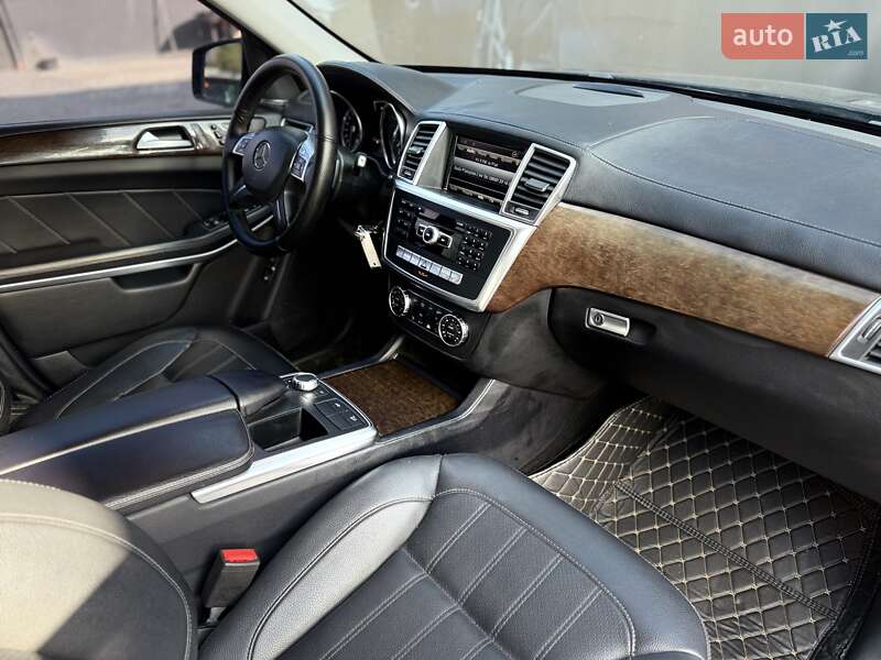 Внедорожник / Кроссовер Mercedes-Benz GL-Class 2013 в Львове фото 58 Внедорожник / Кроссовер Mercedes-Benz GL-Class 2013 в Львове