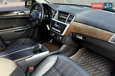Позашляховик / Кросовер Mercedes-Benz GL-Class 2013 в  фото 58 Позашляховик / Кросовер Mercedes-Benz GL-Class 2013 в