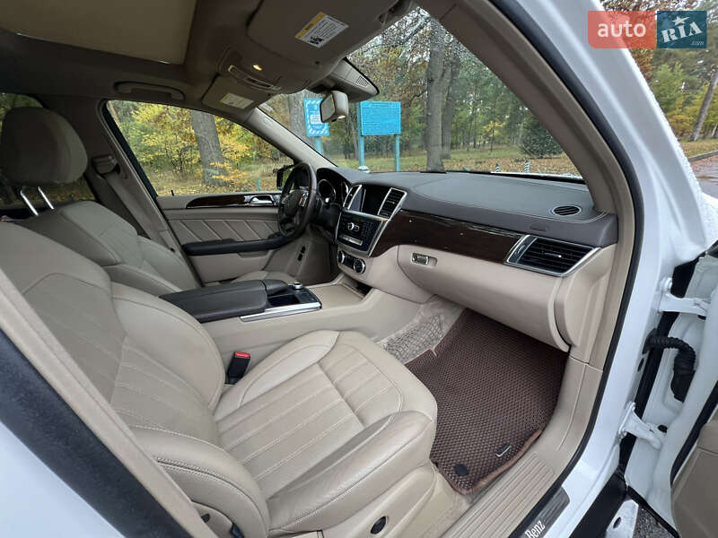 Внедорожник / Кроссовер Mercedes-Benz GL-Class 2014 в Киеве фото 28 Внедорожник / Кроссовер Mercedes-Benz GL-Class 2014 в Киеве