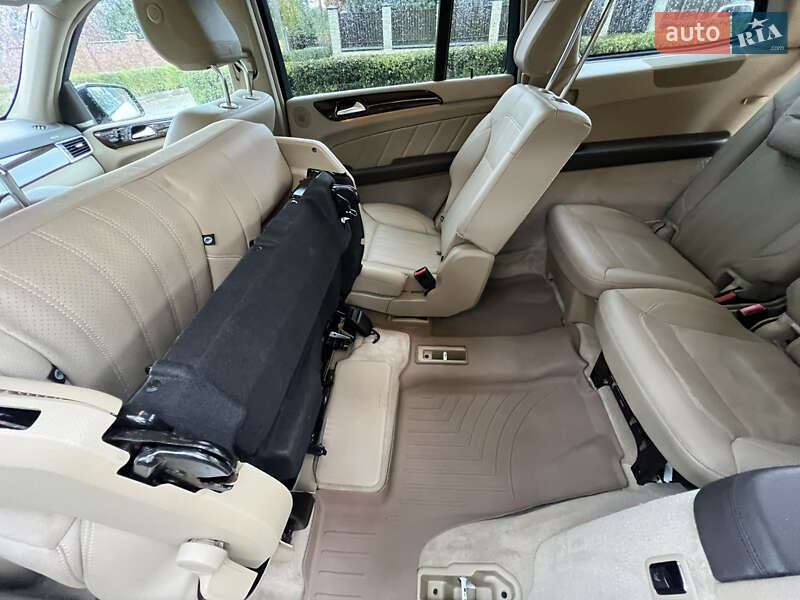 Внедорожник / Кроссовер Mercedes-Benz GL-Class 2014 в Киеве фото 48 Внедорожник / Кроссовер Mercedes-Benz GL-Class 2014 в Киеве