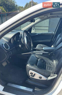 Внедорожник / Кроссовер Mercedes-Benz GL-Class 2011 в 