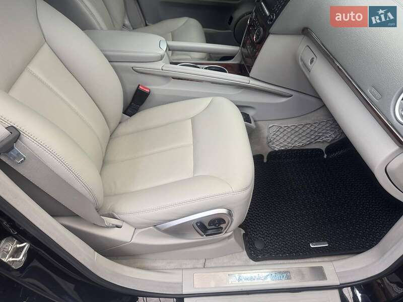 Позашляховик / Кросовер Mercedes-Benz GL-Class 2007 в Києві фото 13 Позашляховик / Кросовер Mercedes-Benz GL-Class 2007 в Києві