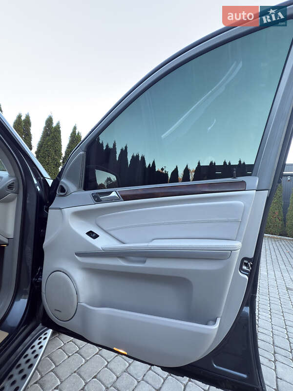 Позашляховик / Кросовер Mercedes-Benz GL-Class 2012 в Трускавці