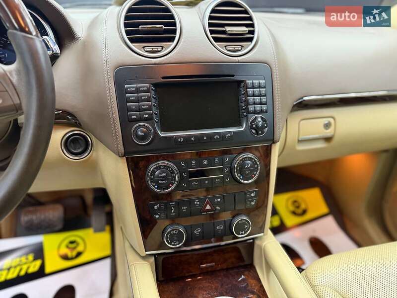 Позашляховик / Кросовер Mercedes-Benz GL-Class 2008 в Чернівцях