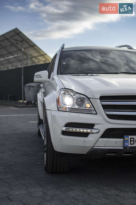 Позашляховик / Кросовер Mercedes-Benz GL-Class 2011 в Самборі фото 12 Позашляховик / Кросовер Mercedes-Benz GL-Class 2011 в Самборі