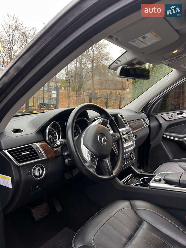 Внедорожник / Кроссовер Mercedes-Benz GL-Class 2012 в Прилуках фото 8 Внедорожник / Кроссовер Mercedes-Benz GL-Class 2012 в Прилуках