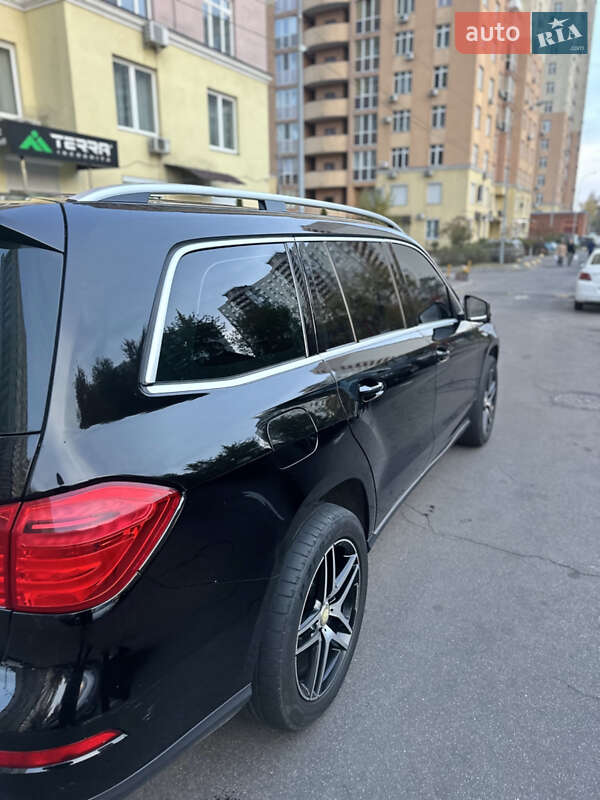 Внедорожник / Кроссовер Mercedes-Benz GL-Class 2013 в Киеве фото 3 Внедорожник / Кроссовер Mercedes-Benz GL-Class 2013 в Киеве