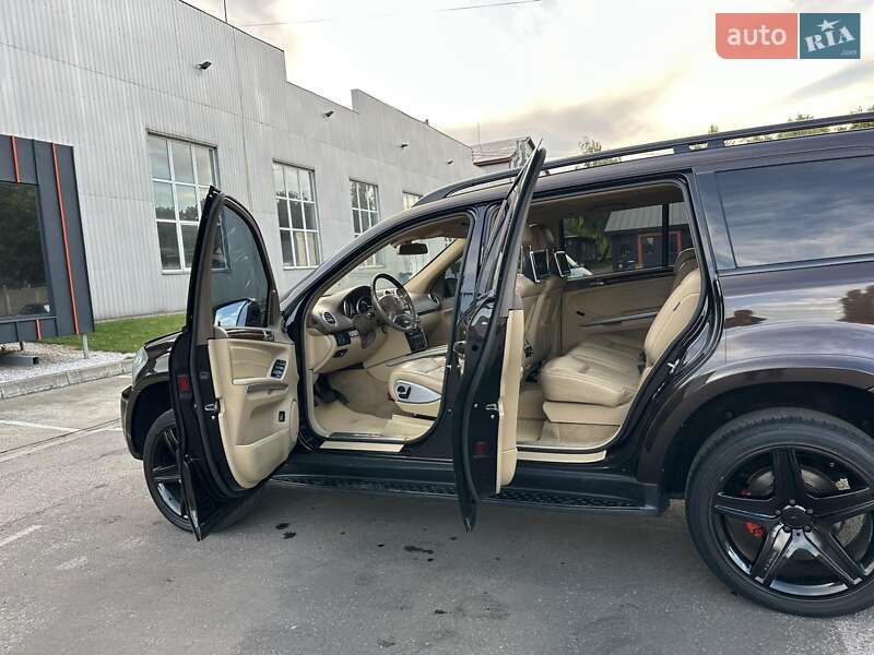 Позашляховик / Кросовер Mercedes-Benz GL-Class 2010 в Броварах