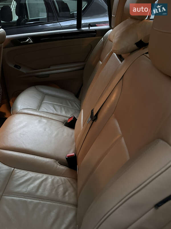 Внедорожник / Кроссовер Mercedes-Benz GL-Class 2012 в Тернополе