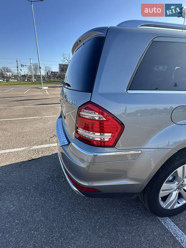 Внедорожник / Кроссовер Mercedes-Benz GL-Class 2011 в Житомире