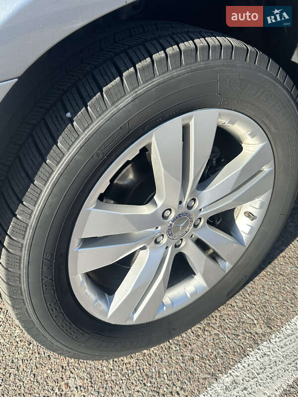 Внедорожник / Кроссовер Mercedes-Benz GL-Class 2011 в Житомире