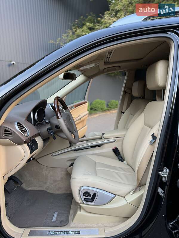 Внедорожник / Кроссовер Mercedes-Benz GL-Class 2008 в Киеве фото 28 Внедорожник / Кроссовер Mercedes-Benz GL-Class 2008 в Киеве