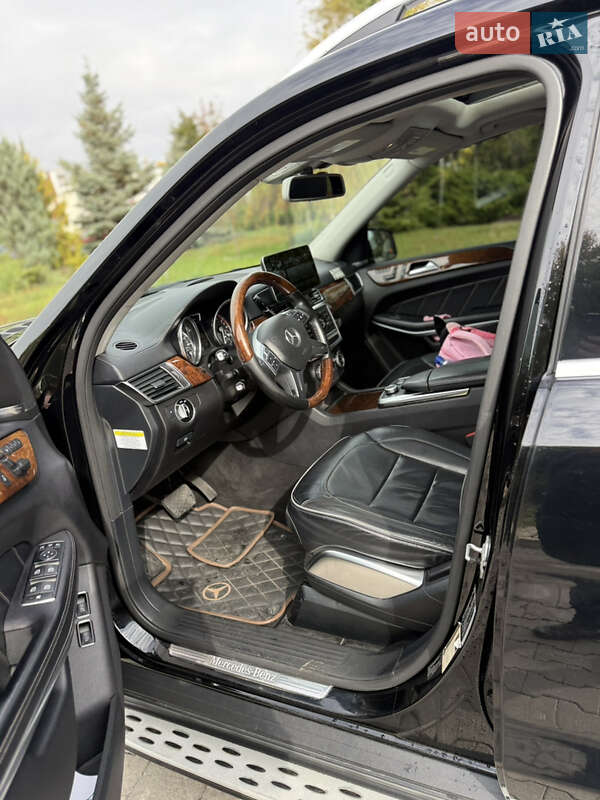 Позашляховик / Кросовер Mercedes-Benz GL-Class 2013 в Павлограді