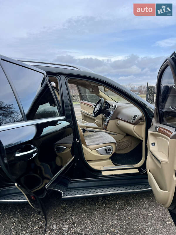 Внедорожник / Кроссовер Mercedes-Benz GL-Class 2007 в Смеле фото 17 Внедорожник / Кроссовер Mercedes-Benz GL-Class 2007 в Смеле