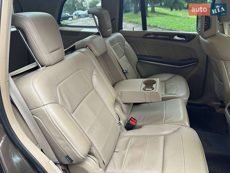 Внедорожник / Кроссовер Mercedes-Benz GL-Class 2013 в Ровно фото 40 Внедорожник / Кроссовер Mercedes-Benz GL-Class 2013 в Ровно