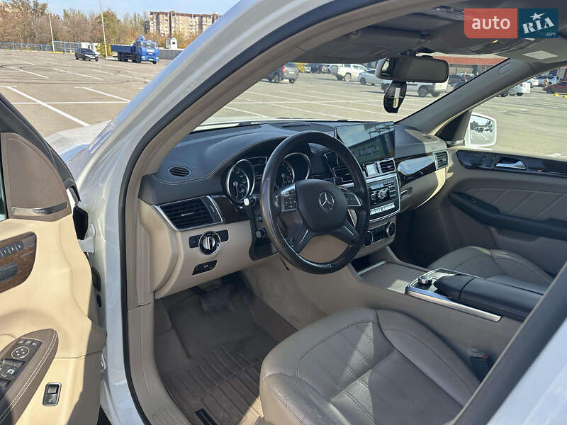 Внедорожник / Кроссовер Mercedes-Benz GL-Class 2015 в Кривом Роге