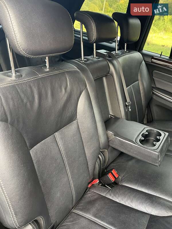 Позашляховик / Кросовер Mercedes-Benz GL-Class 2007 в Сваляві